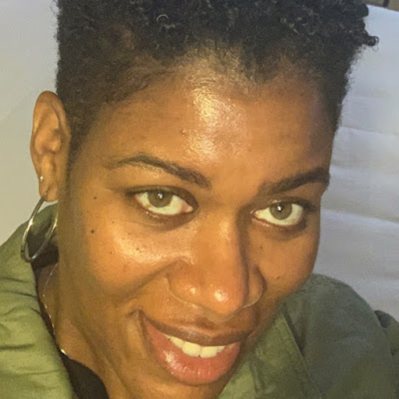 Meet your Posher, Shondra - Picture 1 of 1